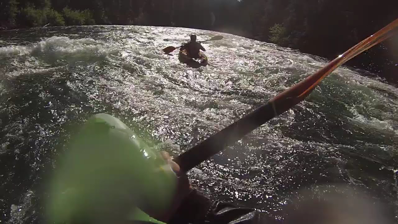 Priest River kayaking - Binarch Creek Rapid 2500 cfs