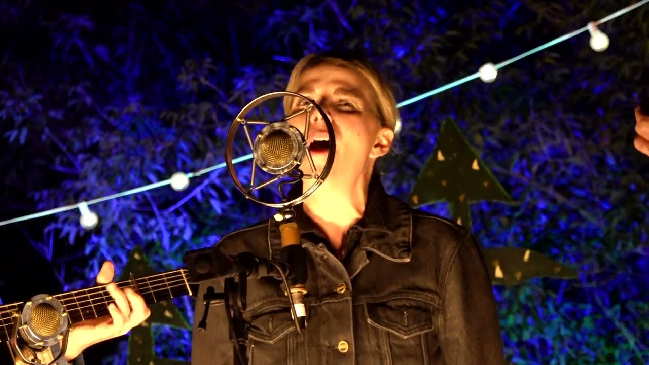 Aoife O'Donovan 