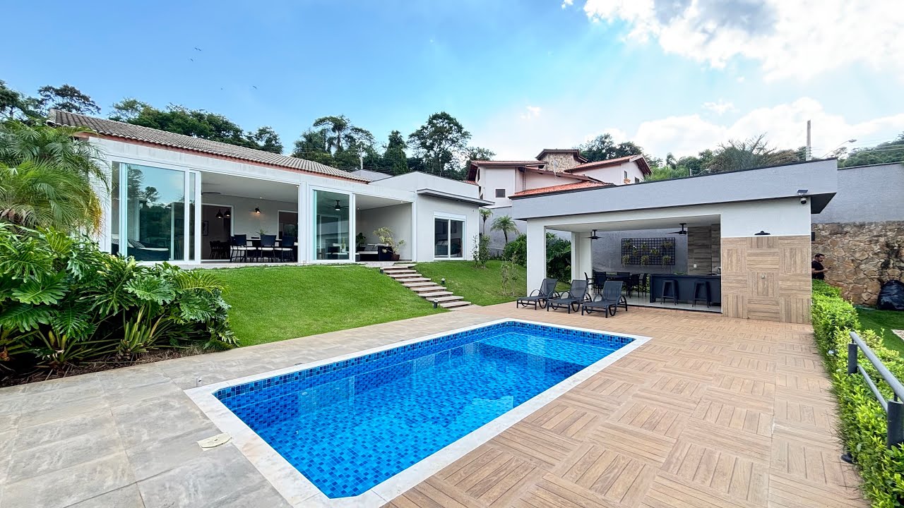 (Vendida) Casa de Campo 1000m2 - Vista espetacular para Área Preservação do Condomínio Alpes de Ouro