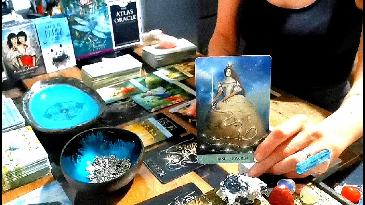 AQUARIUS - 