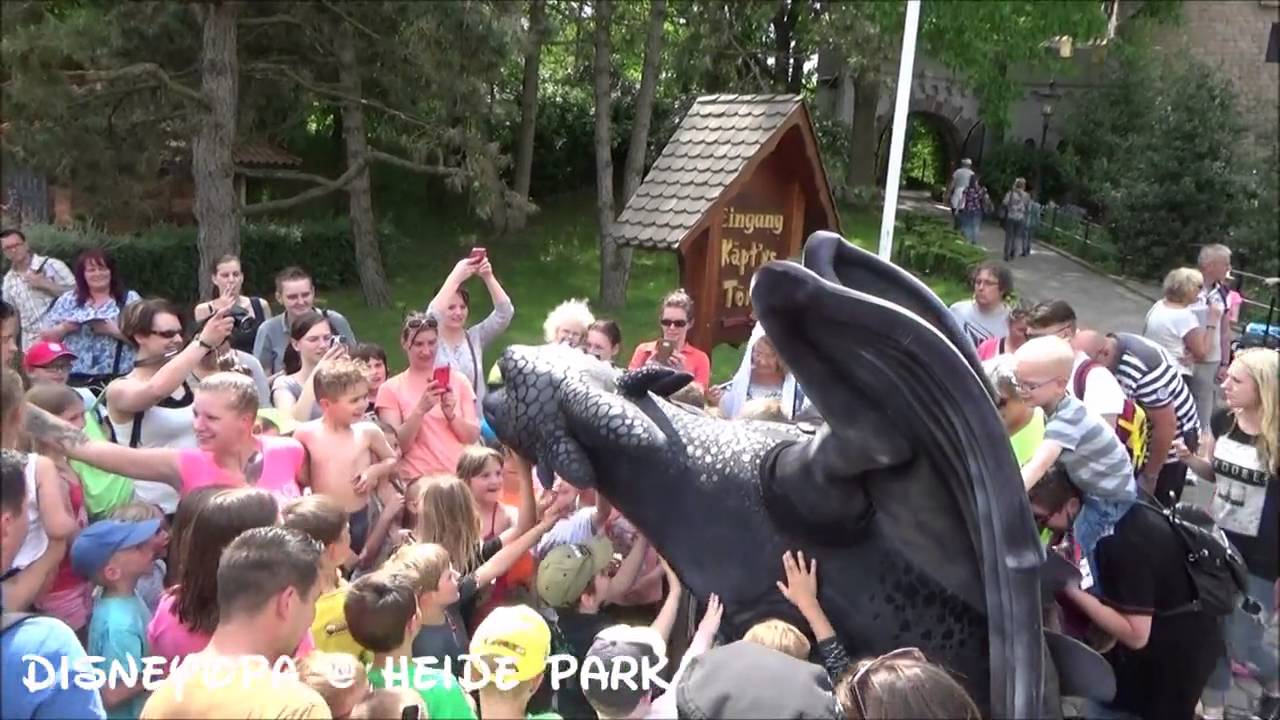 DisneyOpa @ Heide Park - Drachenzähmen Die Insel - Ohnezahn an der Piratenarena
