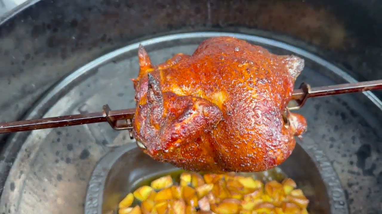 Weber Kugelgrill - Hähnchen und Kartoffeln   4K(english subtitles)