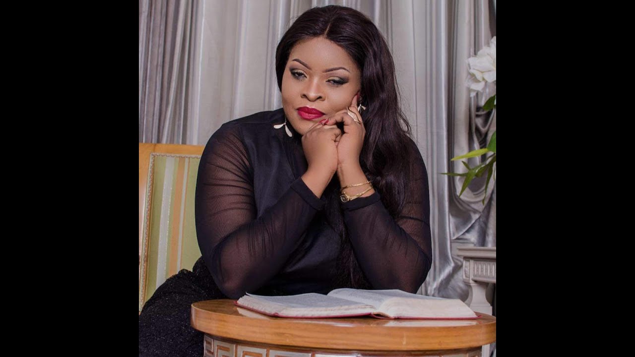 MAMA LYDIA NOUS PARLE A COEUR OUVERT DE SON DIVORCE, SON AGE ET SON INTENTION DE SE REMARIER👰