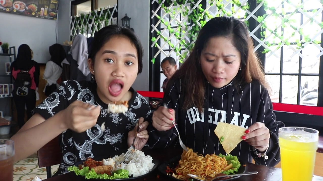 ARIEF TIPANG BUKA RESTO LEVEL IBU KOST #mie #level10