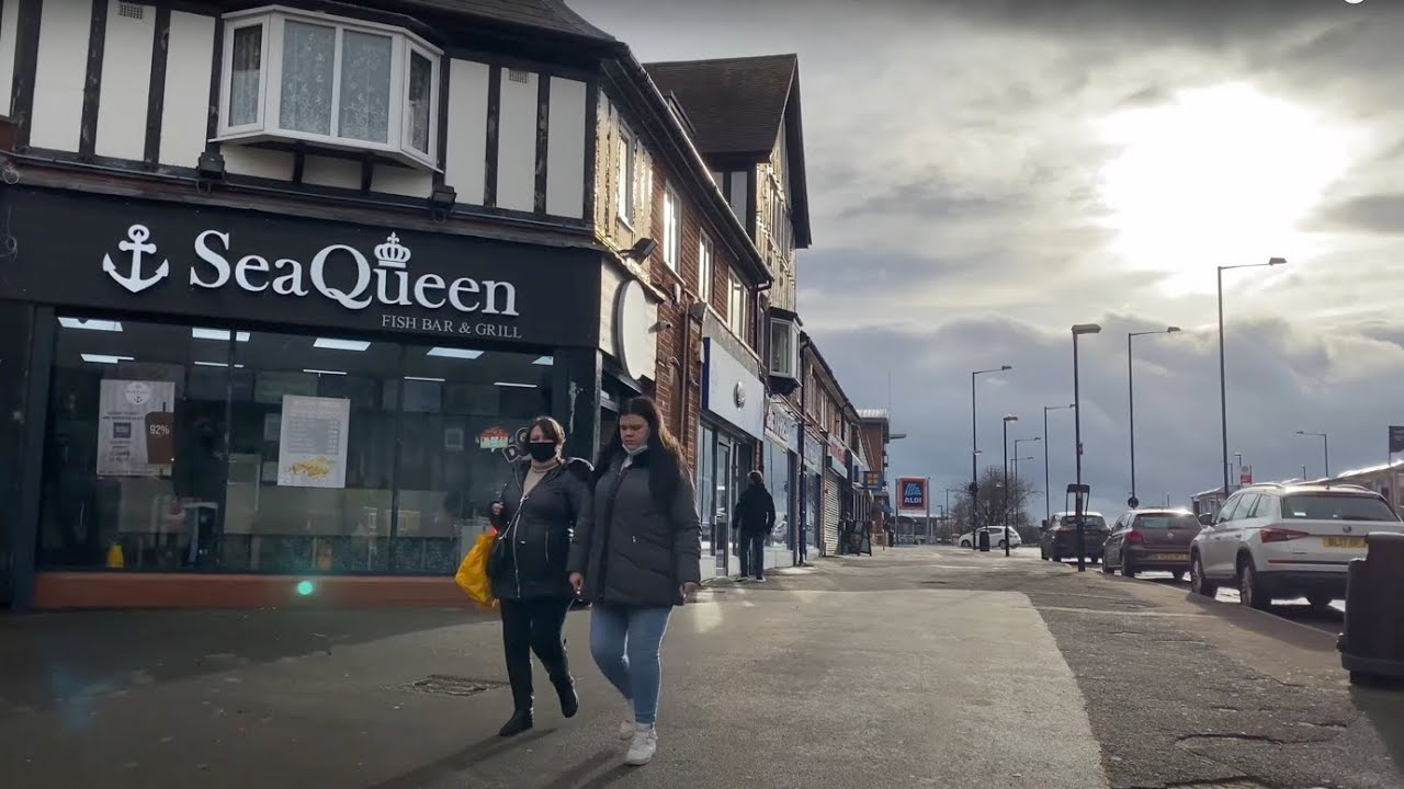 Walking around Birmingham | #27 Alcester Road South - Maypole | England UK 2021