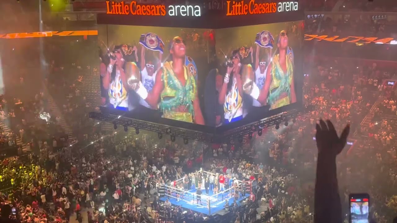 CLARESSA SHIELDS  vs CORNEJO Entrance live at Little Caesars Arena