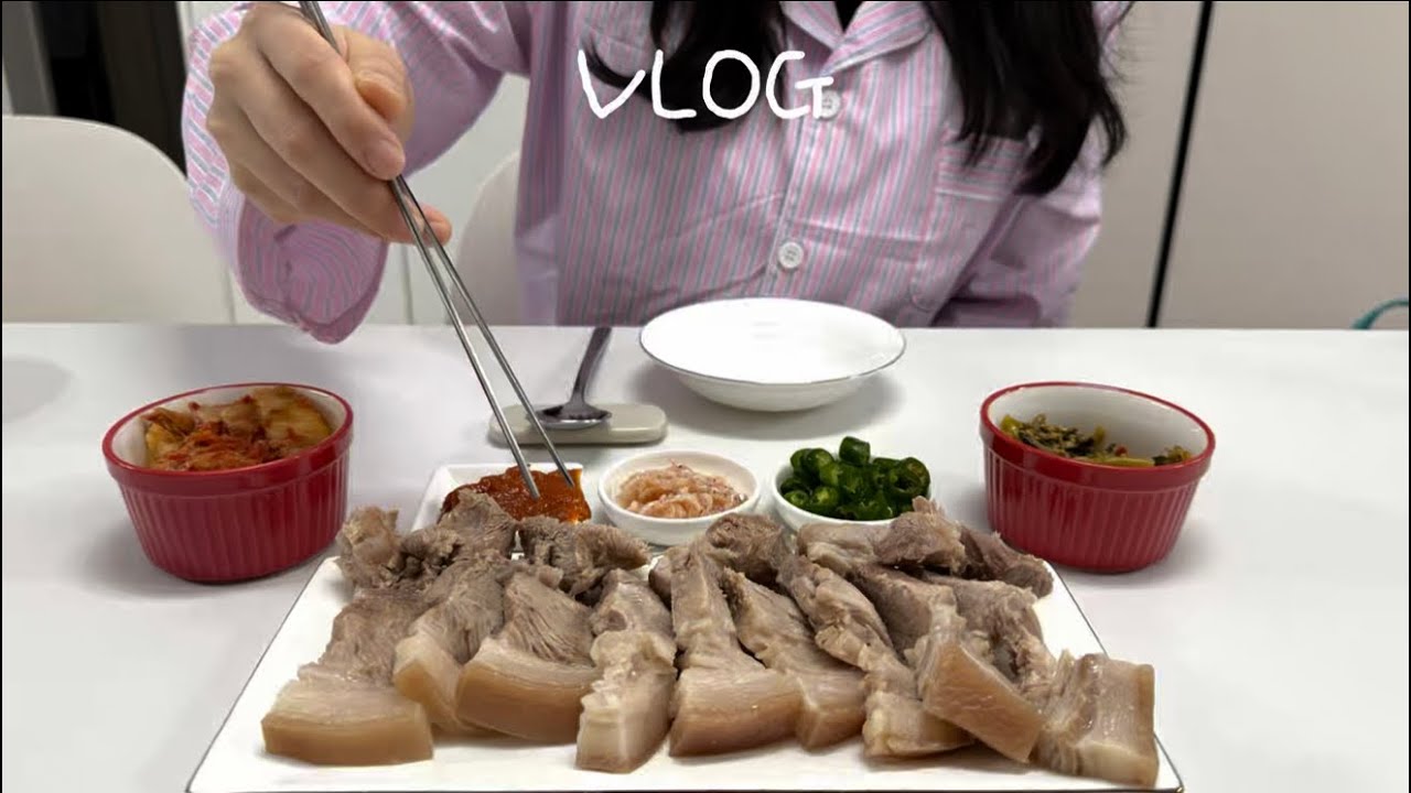 (Vlog) 맞벌이부부의 현실 밥상 | 보쌈, 원팬 알리오올리오 파스타, 양배추닭가슴살볶음밥, 시금치된장국