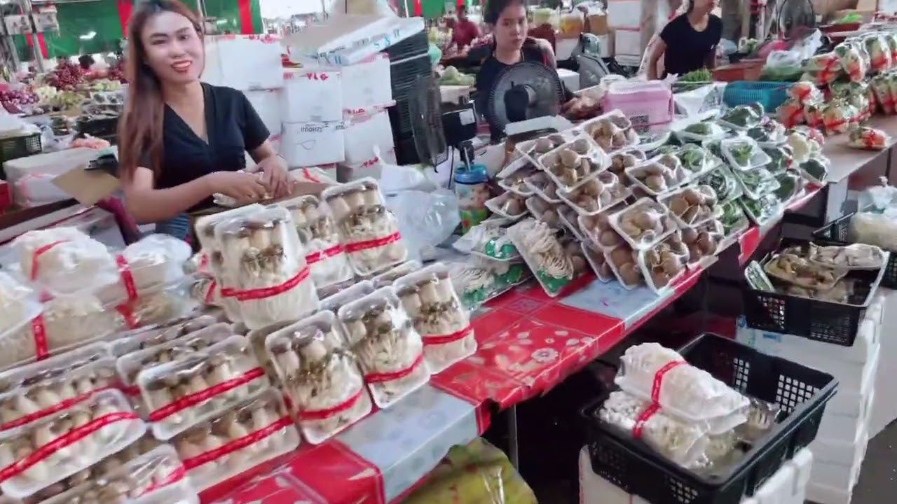 พาเดินตลาดผักสด(ตลาดไท)