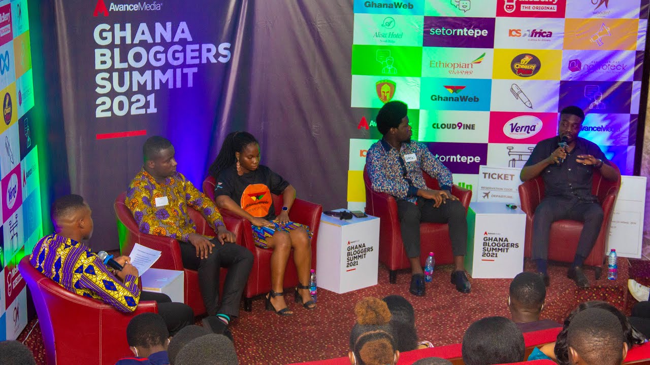 Sintim Moderates A Panel Discussion At 2021 Ghana Bloggers Summit