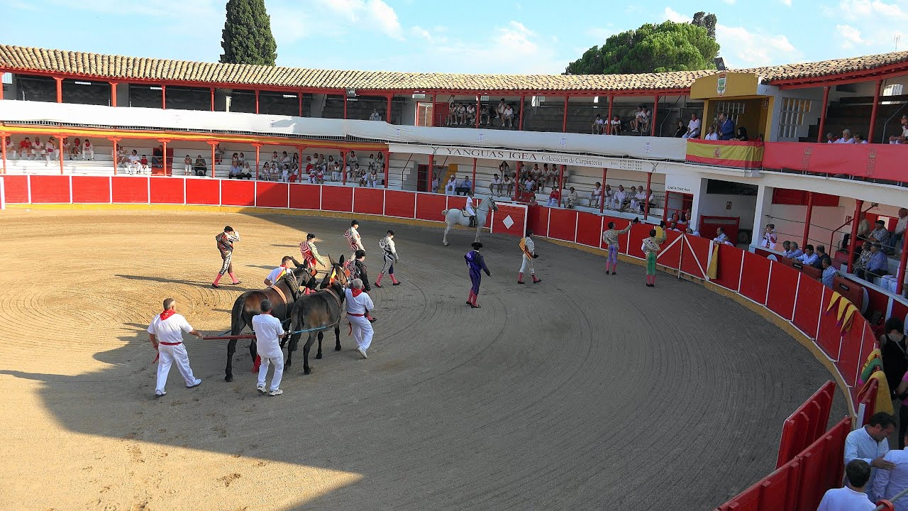 PASEILLO EN LA PLAZA DE TOROS DE FITERO POR LOS NOVILLEROS “IGNACIO BONE Y ROBERTO MARTIN”,10-9-2023