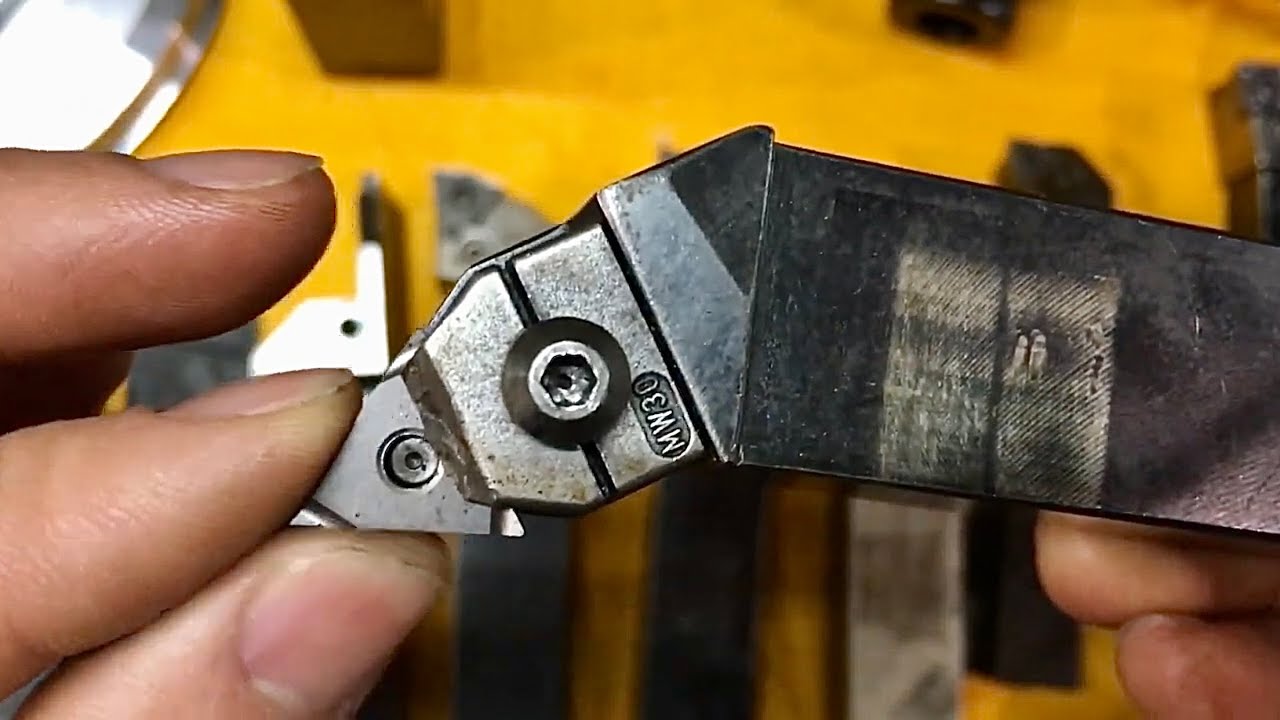 Tổng Hợp Dao Tiện CNC - Cách Phân Biệt Dao Ngoài & Dao Trong P1