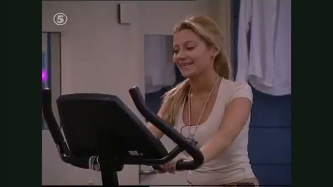 Big Brother 2005   Avsnitt 35   Sverige VS Norge   YouTube &mdash; Mozilla Firefox 2024 08 09 12 52 45