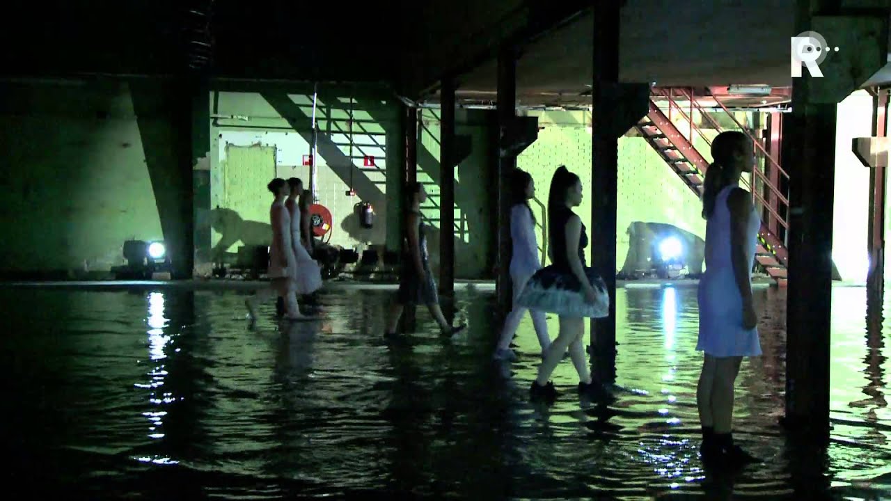 Moois Special - The Making Of Mirror Mirror