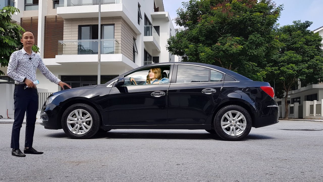 Bán xe Chevrolet Cruze LT 2018 chạy hơn 2 vạn km, tên tư nhân, một chủ từ mới, xe rất mới