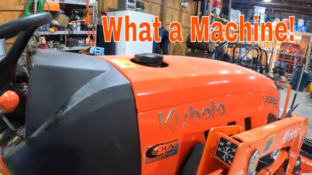 Снег продолжает идти | Kubota LX 2620 снова приходит на помощь