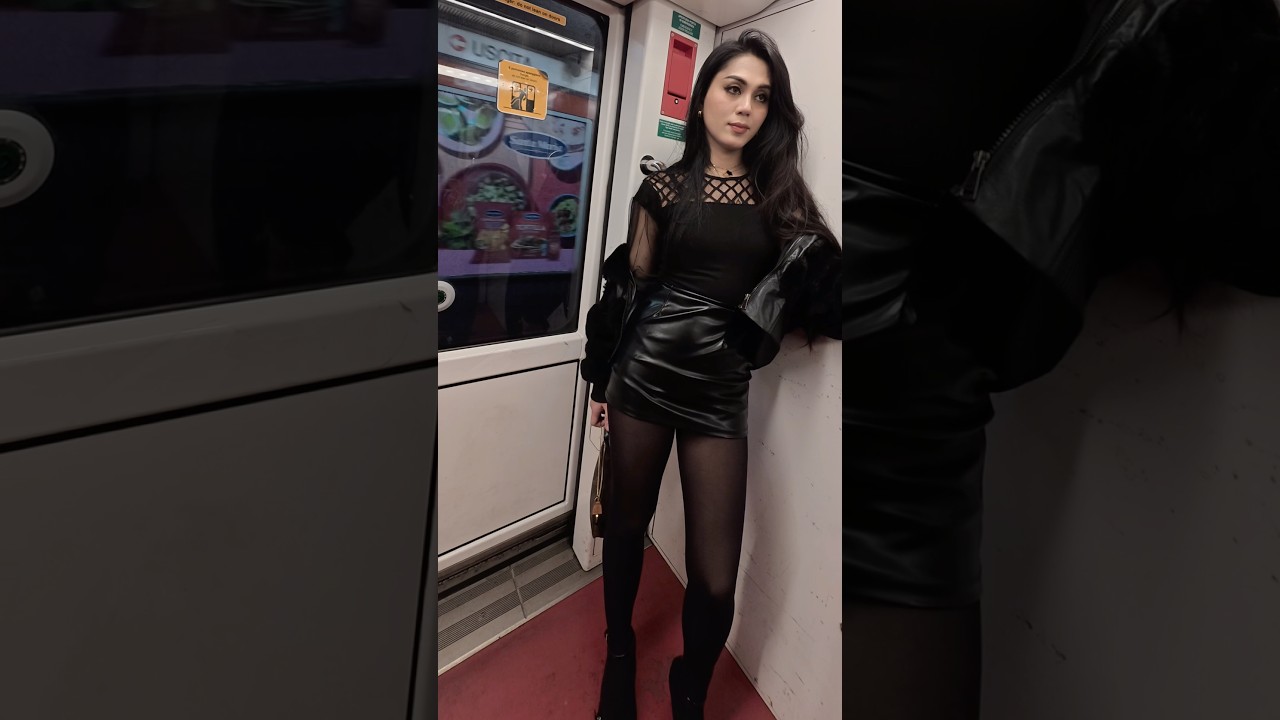 Rush hour 🖤🚊 