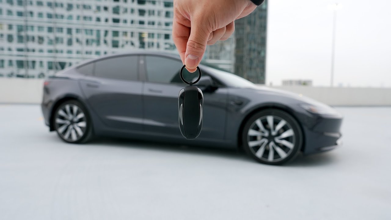 Is it Worth Buying the Tesla Model 3/Y Key fob??