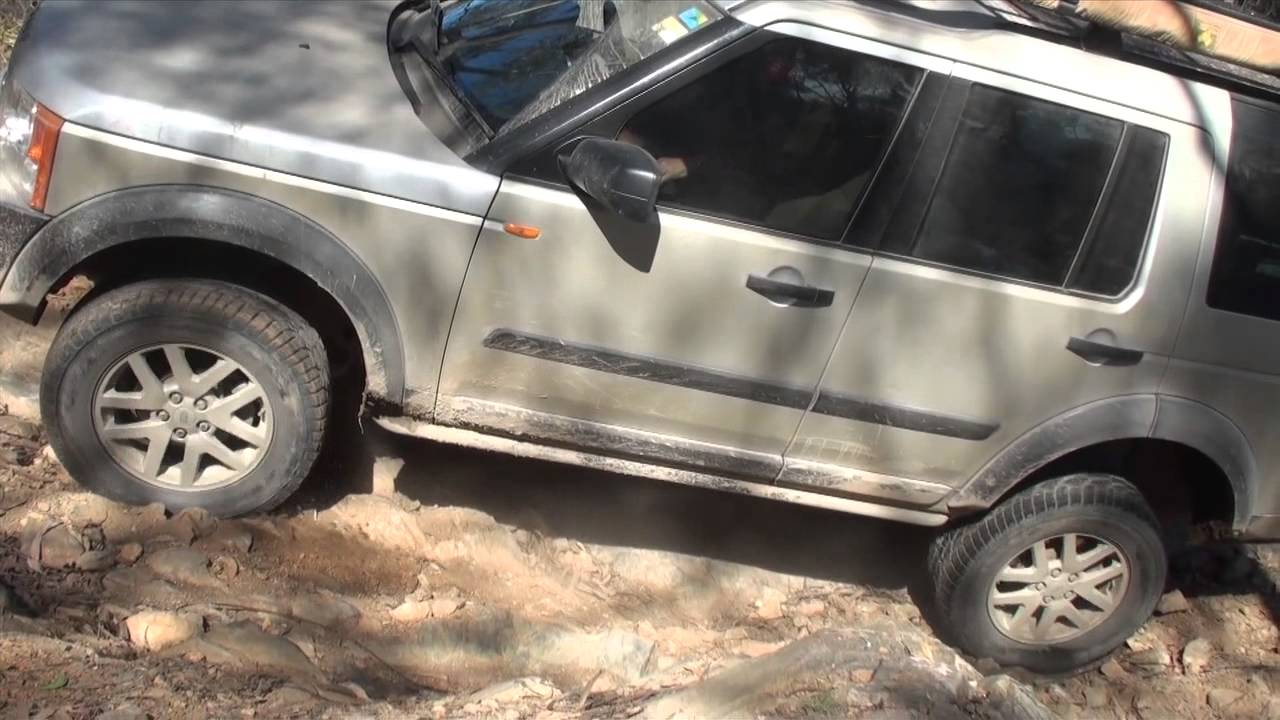 Land Rover Extreme 4x4 Offroading - AULRO Trek Mt Walker