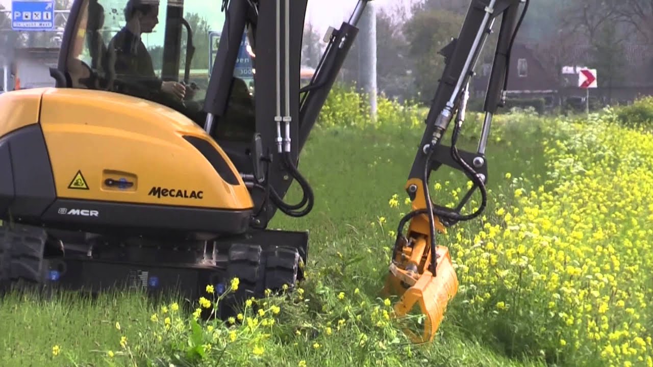 Mecalac 8mcr mowing greenjob