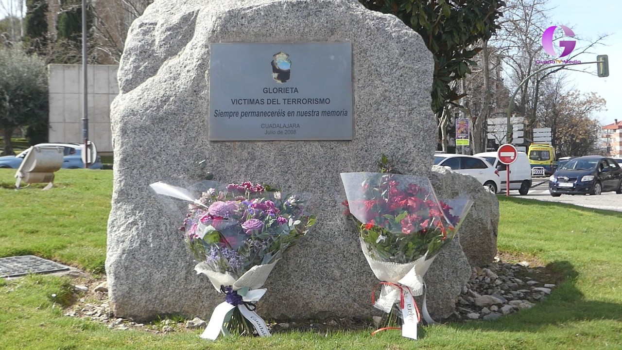 RECUERDO  a las VÍCTIMAS en el 22 aniversario del 11M