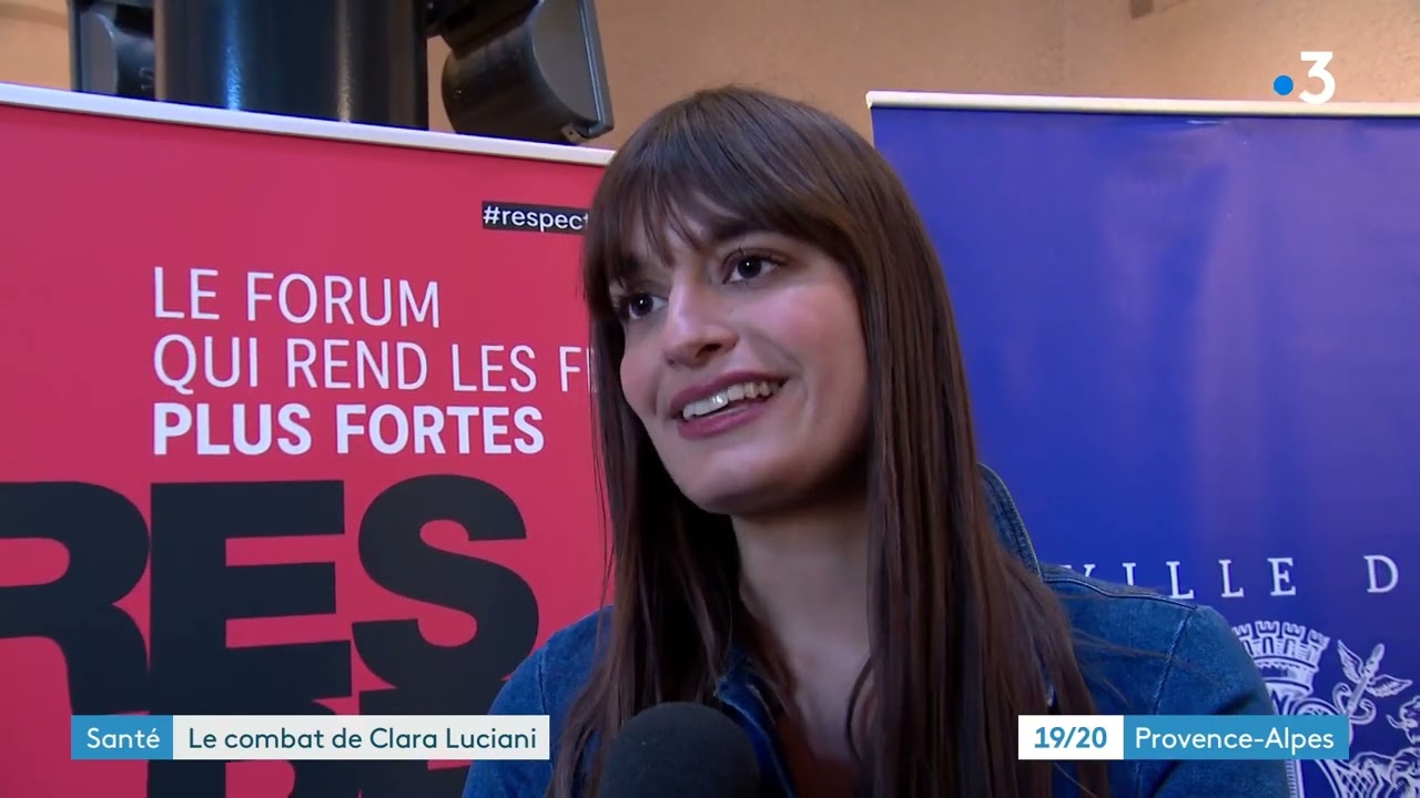 Clara Luciani chante avec les soignantes de La Maison des femmes victimes de violences