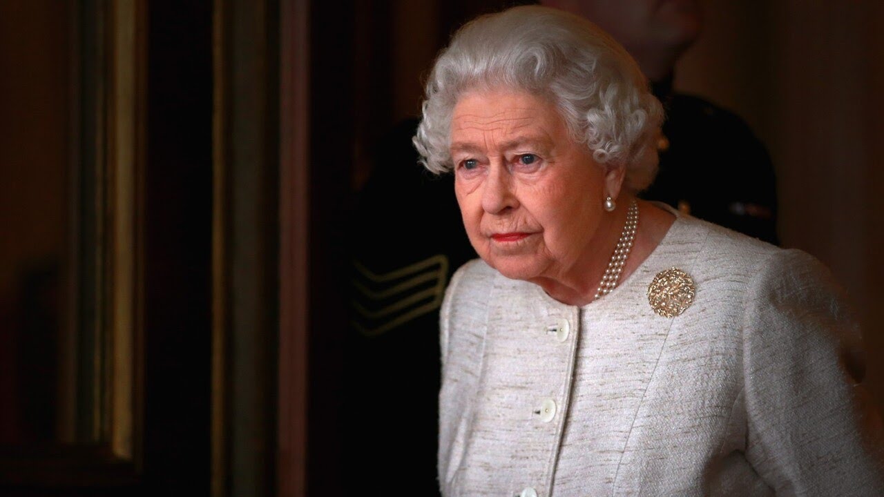 Hyde Park hosts 96-gun salute to honour the Queen's life