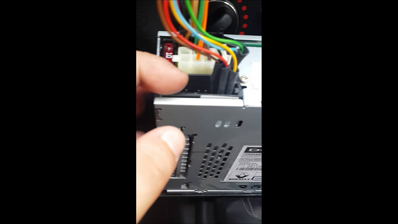 Comando del volante al stereo - Renault Clio Mio