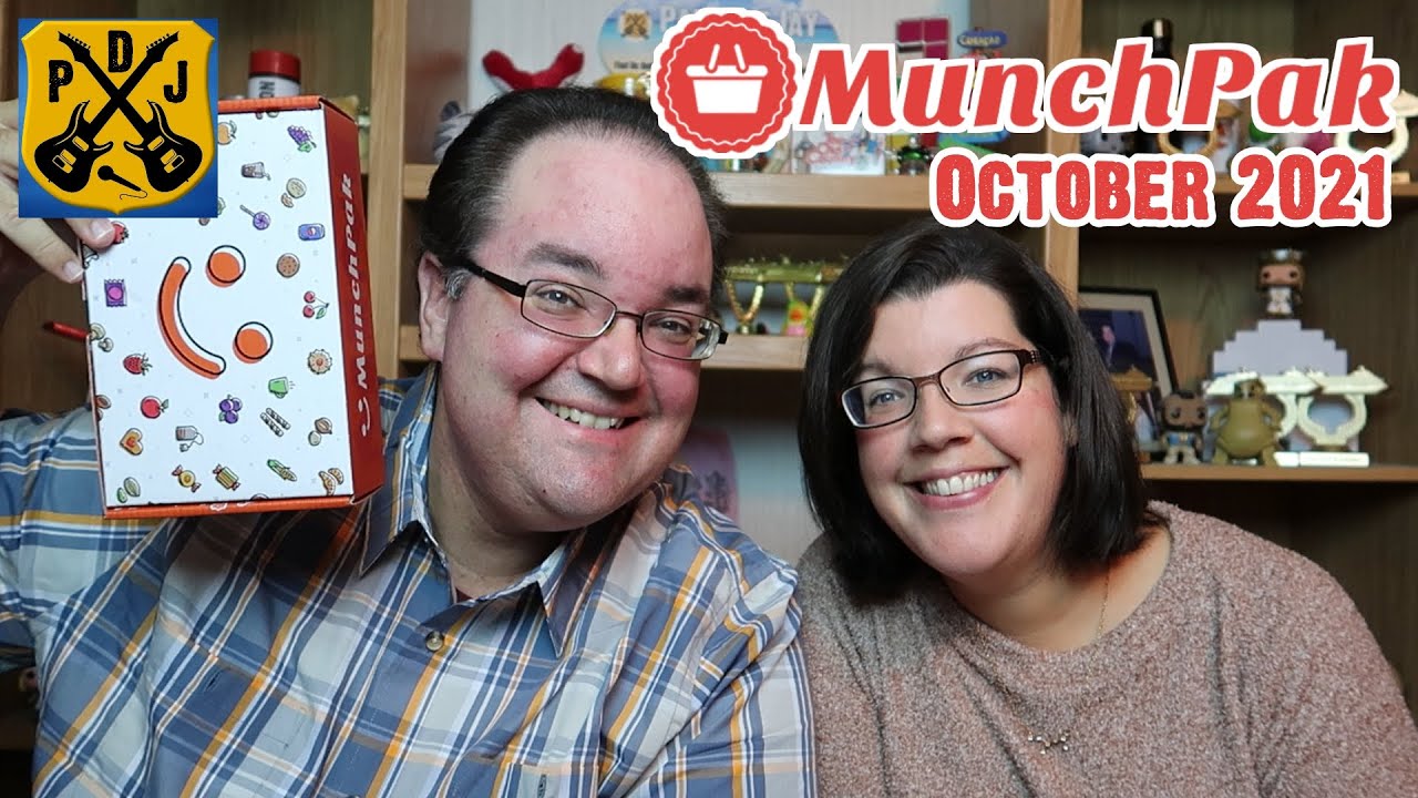 MunchPak Mini Snack Box - October 2021 Unboxing & Taste Test - Some Tricks And Treats - ParoDeeJay