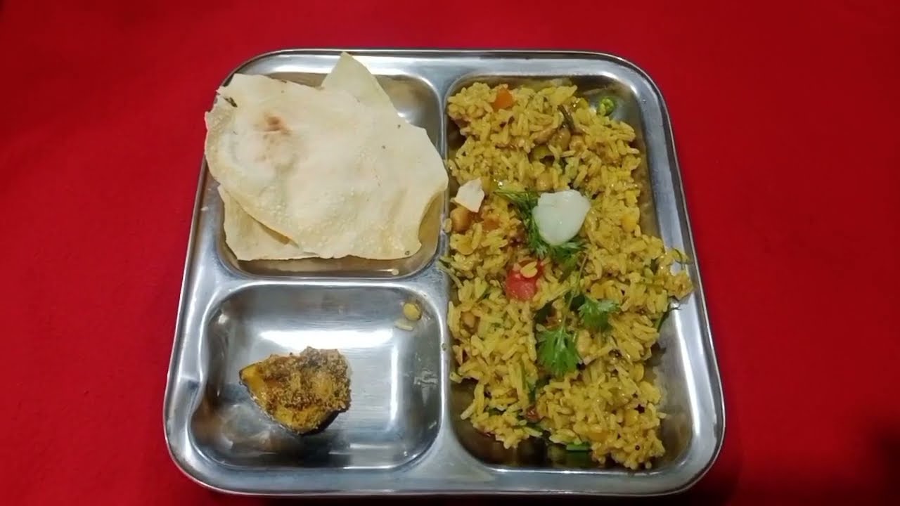 मस्तानी चटपटीत🍲 खिचडी ती पण 👑शेती वाली गृहिणीने बनवलेली एकदा पहा आणि बनवा 🙏