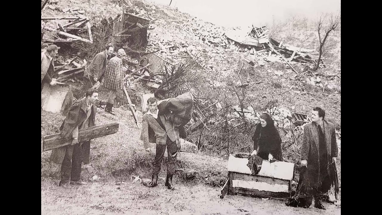 ΣΤΡΑΝΑ ΜΟΥ ΟΜΟΡΦΑ    ΚΩΣΤΑΣ ΠΑΠΑΠΕΤΡΟΣ