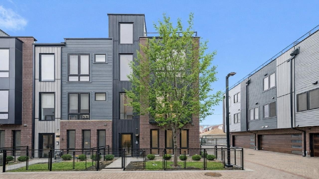 4210 W BELMONT Avenue unit: 1, Chicago, IL Presented by Ayoub Drissi.