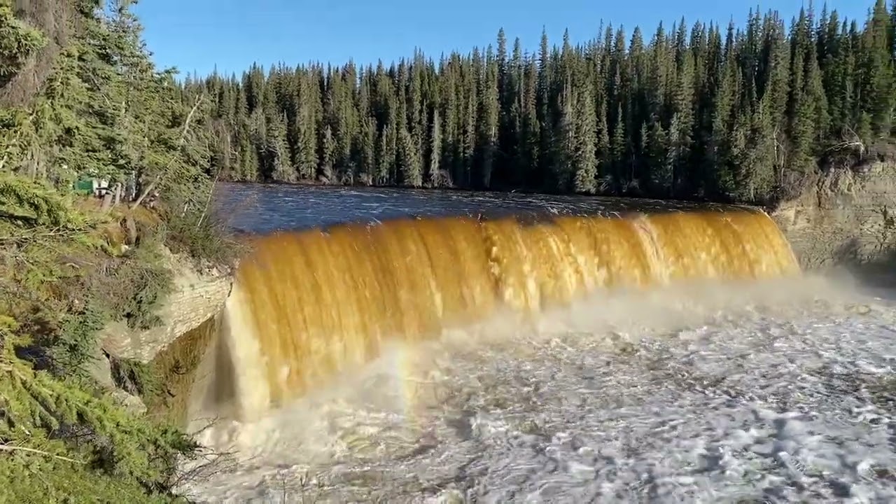 Road Trip to Yellowknife