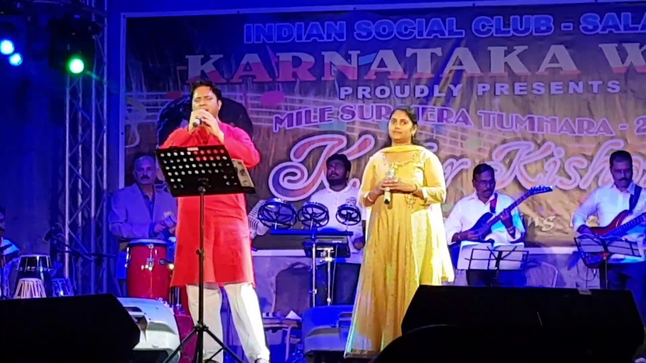 Kora kakaz tha yeh man mera #lovesinging #music #musicsong #bollywoodsongs #stageshow #oman
