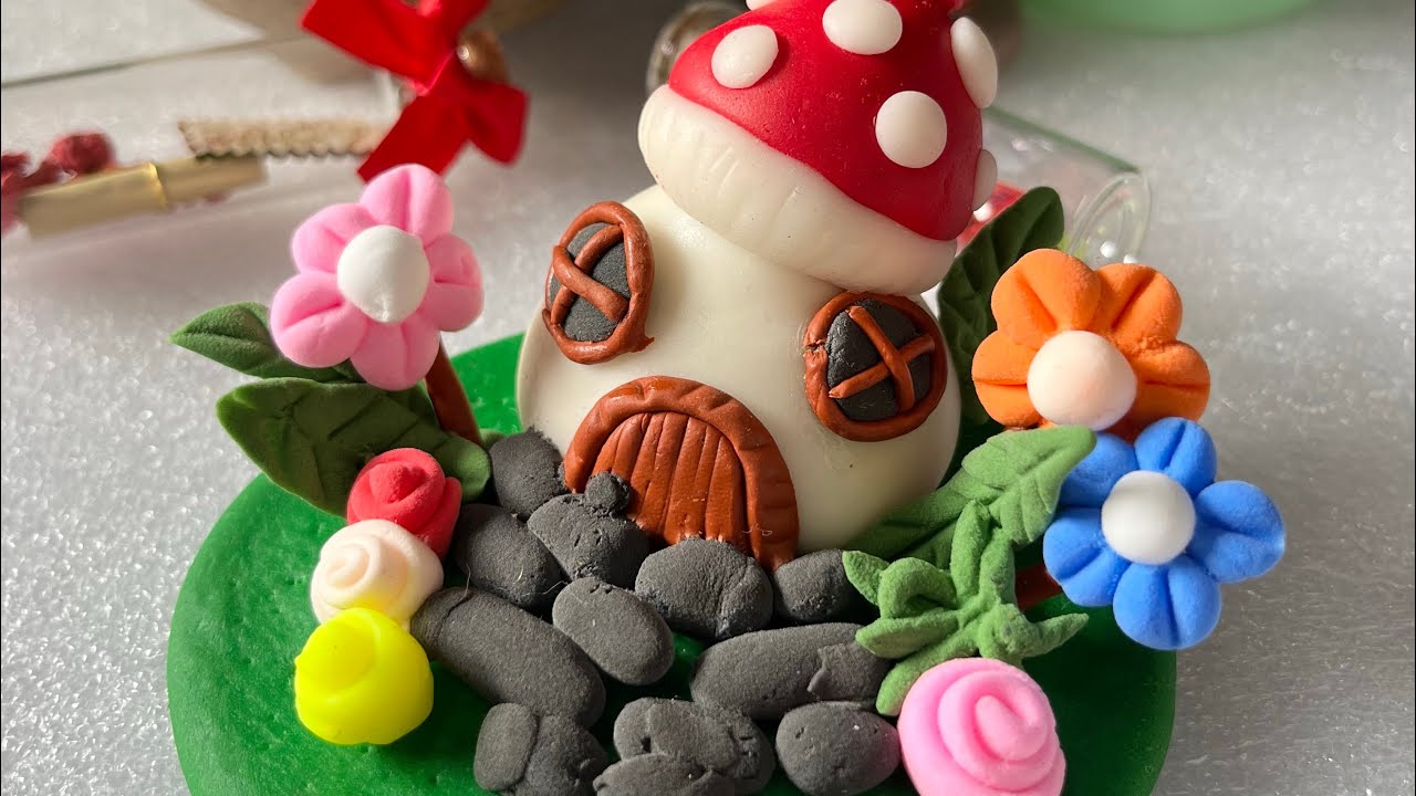 Mushroom house 🍄#clay #house #art #clayart 