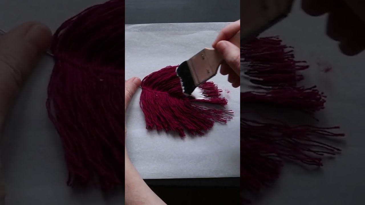 Easy diy feathers for easter tree #diy #pyssel #craftideas #easter #p&aring;skpyssel #crafts