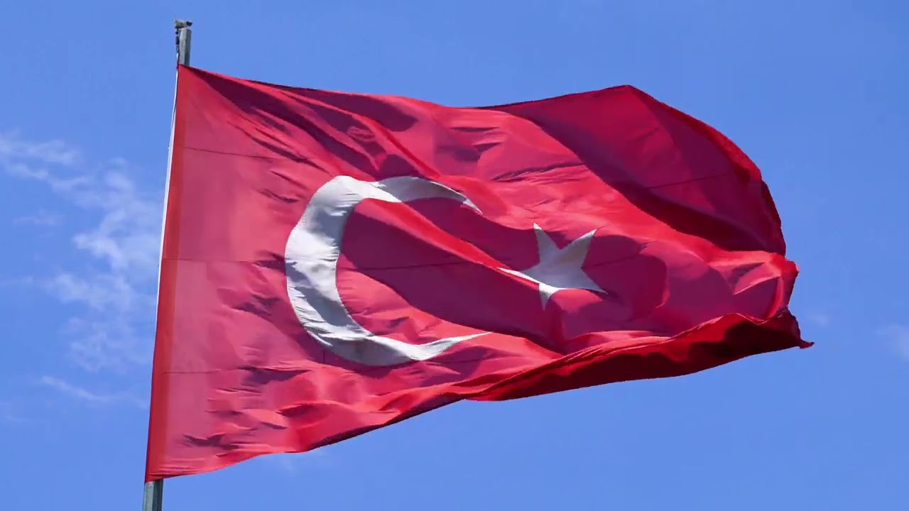 The Flag That Never Falls — Türkiye 🇹🇷