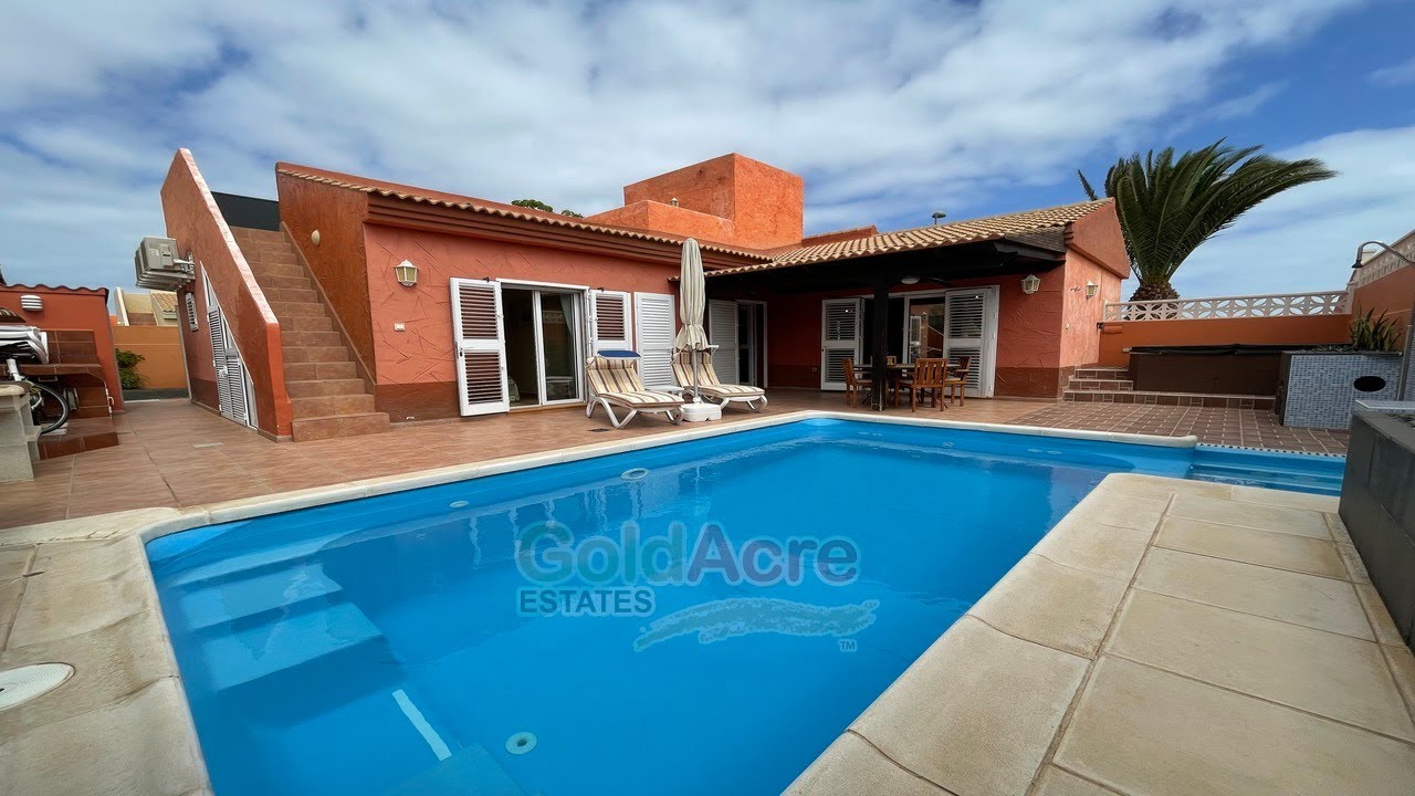 CORRALEJO - Mirador de Lobos Detached 3 bedroom gorgeous Villa for sale
