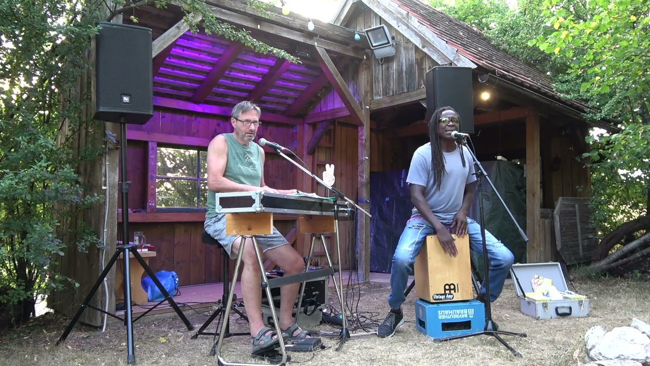 André Carswell  Michael Hauck am 23.7.2022 in O'wei – Billie Jean