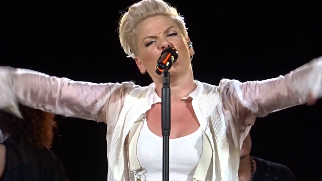 Pink - I Am Here - LIVE in Frankfurt 22.07.2019