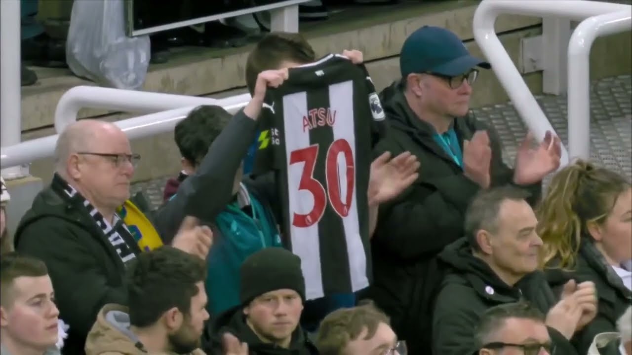 Newcastle &Liverpool&rsquo;s tribute leaves Atsu wife crying with son&rsquo;s emotional 😭