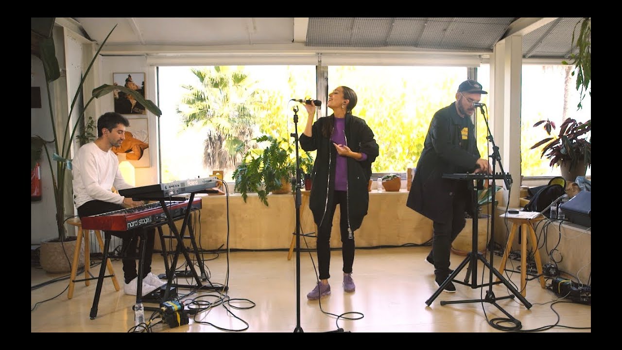 Izah - Box Barcelona Music Sessions