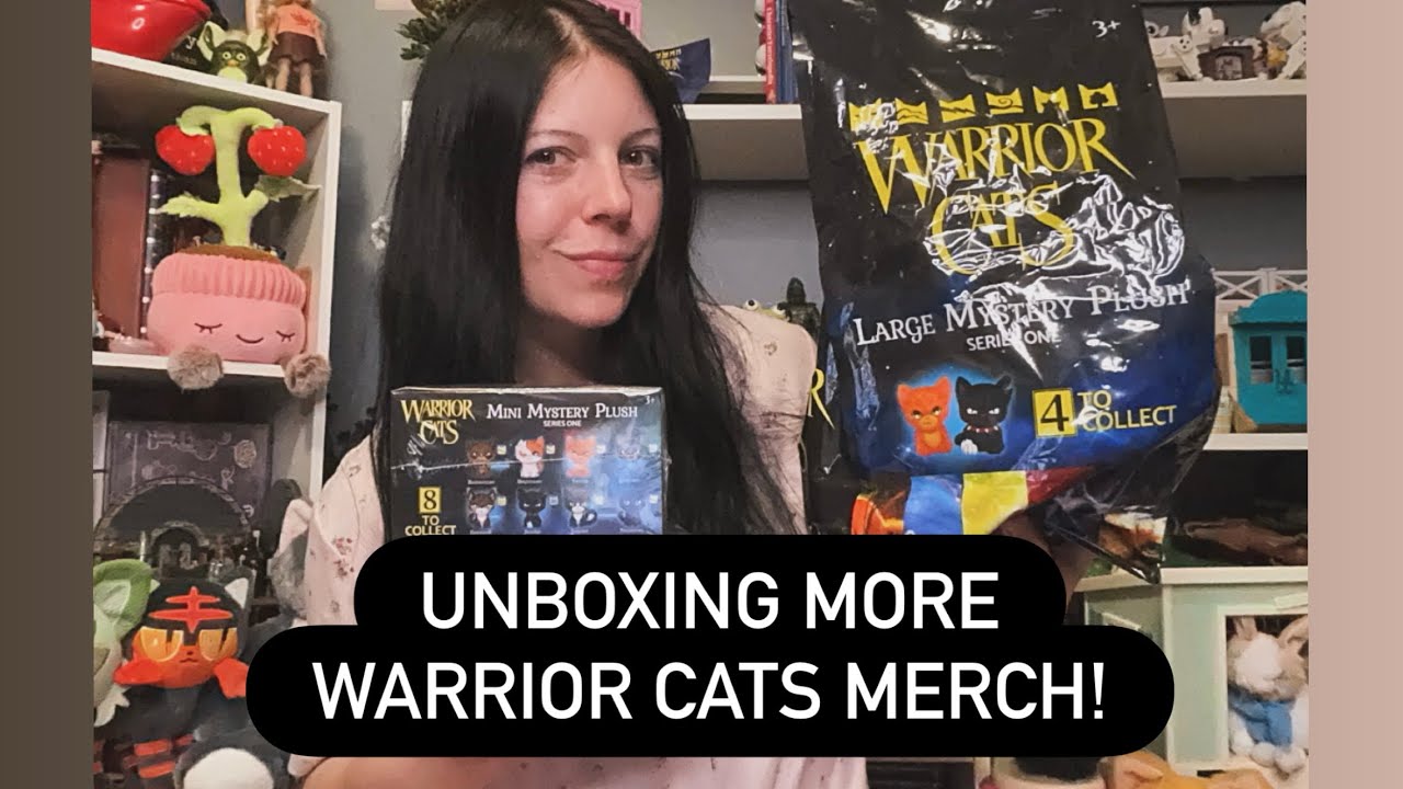 Unboxing more Warrior Cats merch 