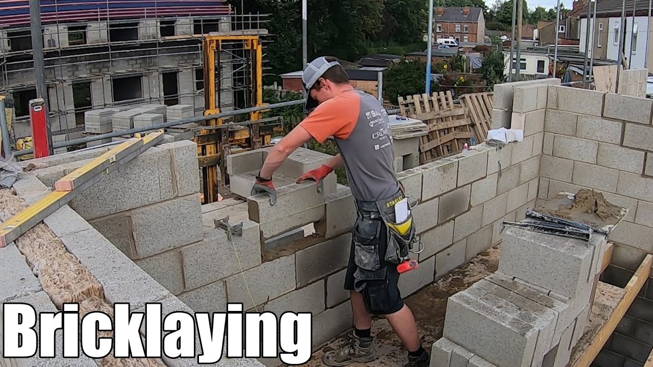 Bricklaying - Another Day, Another Load Of Blocks Laid #bricklaying #vlog #renovation #blockwork