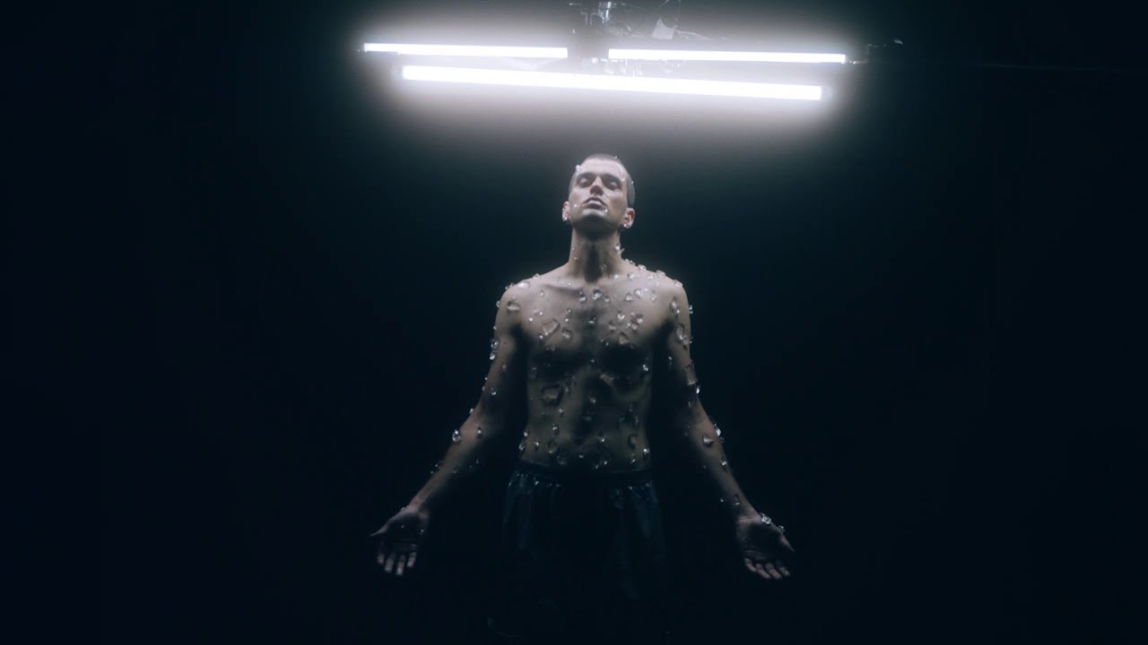 DouleurDolor x J Martina - Oraindik Ez (Video Oficial)