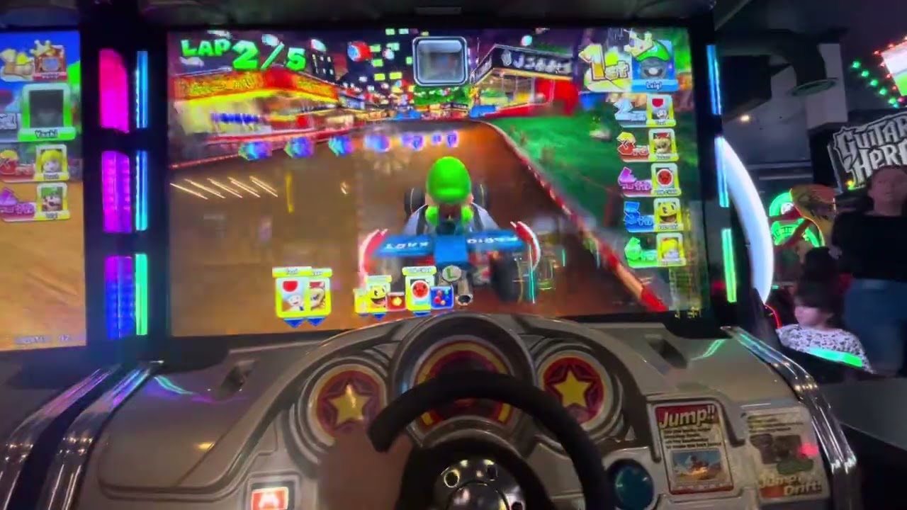 Mario kart arcade gp DX (lightning champ @ Tokyo 1)
