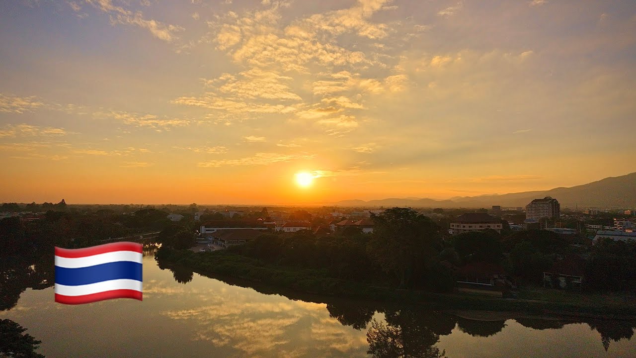 Sunset behind the trees at Ping River, Chiang Mai, Thailand 🇹🇭 +Music