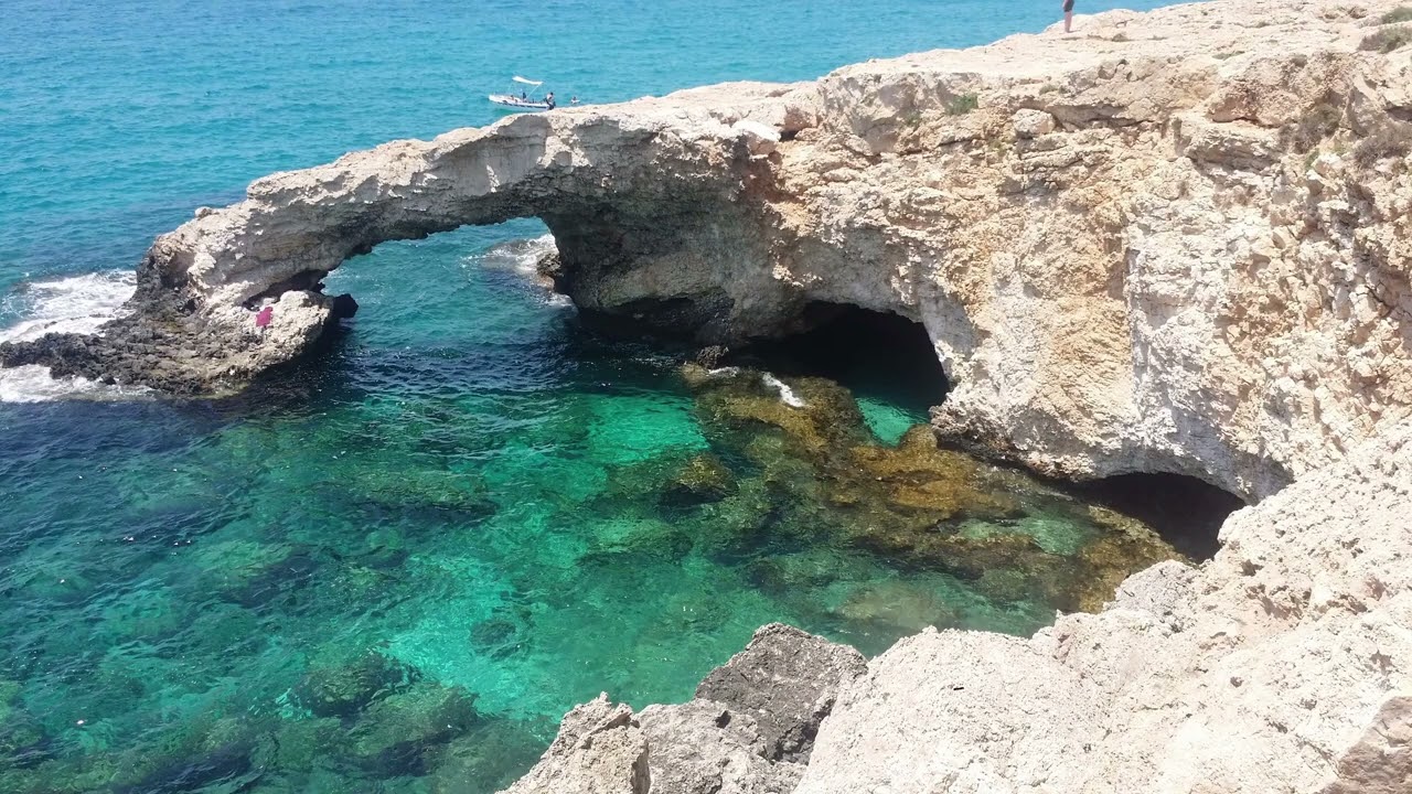 Отель Grecian Bay в Айя-Напе (Кипр) и Гробницы царей 2017