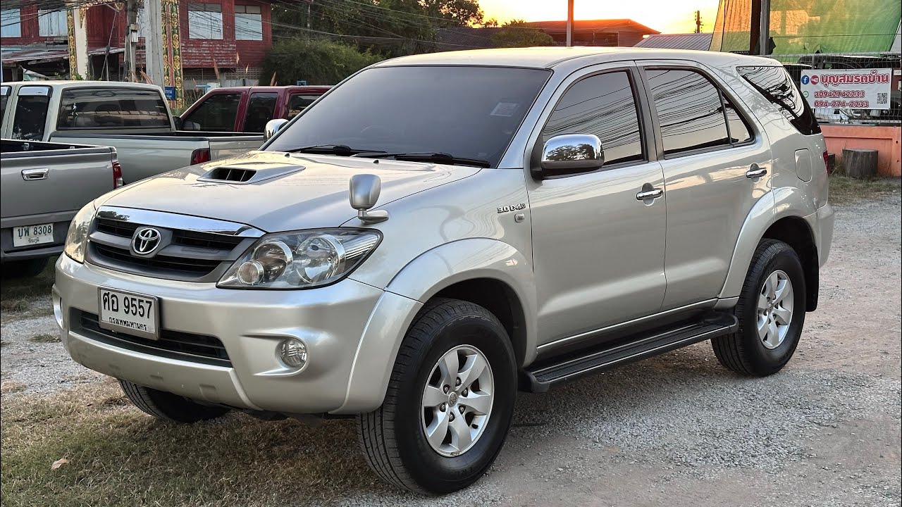 เข้าใหม่ !! โตโยต้า  ฟอร์จูนเนอร์ 3.0 G เกียร์ธรรมดา 4x4 