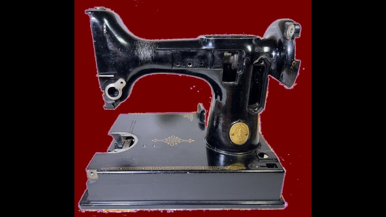 Part 7 Singer Featherweight 221 - Preparing to Paint her and give her a new life.