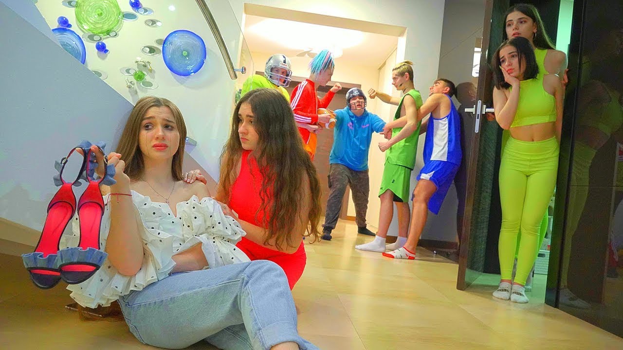 أصبح صديق ديانا سيئًا! مواقف محرجة مع سمايلك